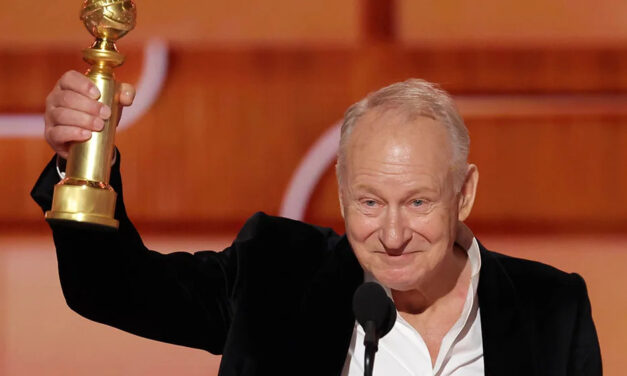 Stellan Skarsgard Makes Hilarious Joke About Being a “Bad Father” During Golden Globe Acceptance Speech